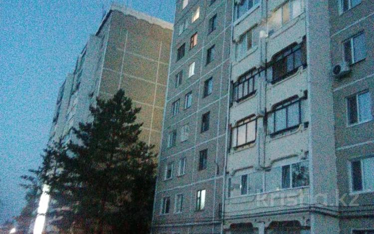 1-комнатная квартира, 35 м², 3/9 этаж, Абая 25 за 12.3 млн 〒 в Костанае — фото 2