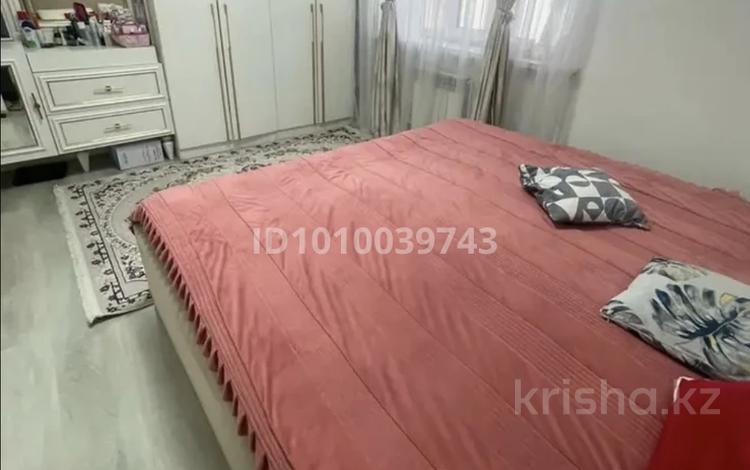 3-бөлмелі пәтер · 71 м² · 5/12 қабат, мкр Акбулак, Дарабоз 1-83, бағасы: 49 млн ₸ в Алматы, Алатауский р-н — фото 3