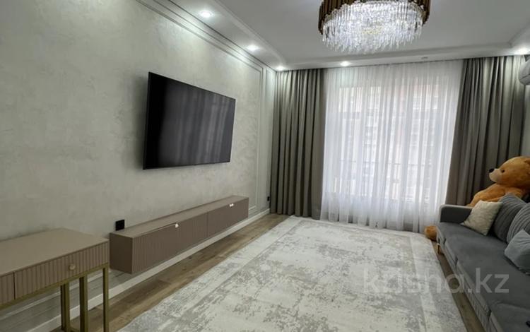 3-комнатная квартира · 95 м² · 8/10 этаж, мкр Юго-Восток, Микрорайон Байкена Ашимова 21а за 61.5 млн ₸ в Караганде, Казыбек би р-н — фото 2