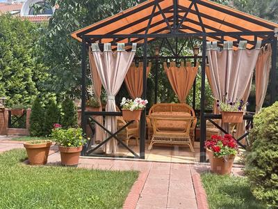 Үйдің бір бөлігі · 6 бөлме · 352 м² · 2 жүзд., Рауана 19, бағасы: 290 млн ₸ в Алматы, Наурызбайский р-н