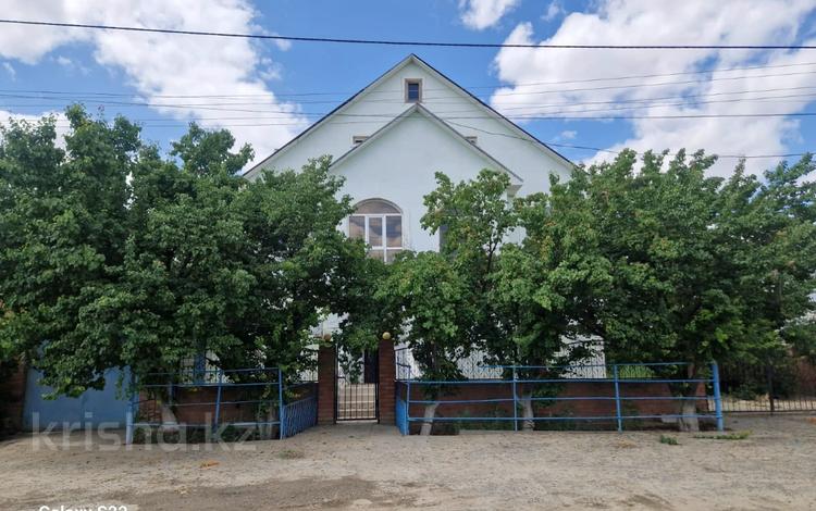 Отдельный дом · 7 комнат · 320 м² · 8 сот., Мкр Атырау 2 за 500 000 〒 в мкр Авангард-2 — фото 29