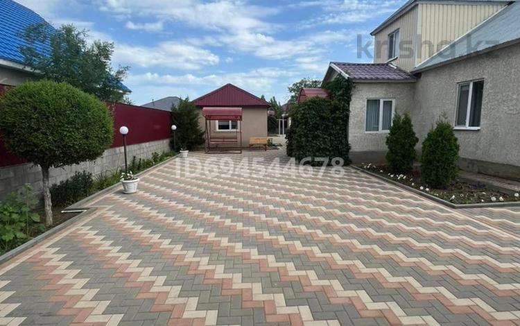 Жеке үй · 5 бөлме · 200 м² · 10 жүзд., Райымбек батыра, бағасы: 40 млн ₸ в Актобе, жилой массив Акжар-2 — фото 2