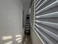 4-комнатная квартира · 90 м² · 6/9 этаж, проспект Тауке хана 31 за 41 млн ₸ в Шымкенте, Аль-Фарабийский р-н — фото 17
