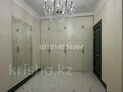 4-комнатная квартира · 170 м² · 2/7 этаж, мкр Горный Гигант, Жамакаева 254/2 за 1.4 млн ₸ в Алматы, Медеуский р-н