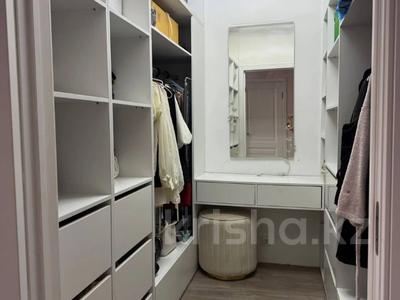 2-бөлмелі пәтер · 50 м², Халиуллина 196/1 — СРОЧНО!, бағасы: 31 млн ₸ в Алматы, Медеуский р-н