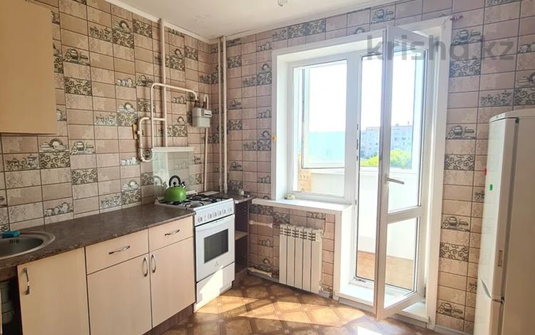 1-комнатная квартира · 35 м² · 3/5 этаж, Болатбаева 28 — 19мкр за 15.4 млн 〒 в Петропавловске — фото 2