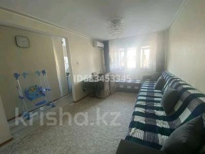 3-комнатная квартира · 60 м² · 3/5 этаж, Алашахана 11 — Болашақ за 20.5 млн 〒 в Жезказгане