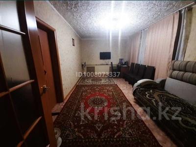 Отдельный дом · 3 комнаты · 98 м² · 5 сот., Ауэзова 97 за 49 млн ₸ в Петропавловске