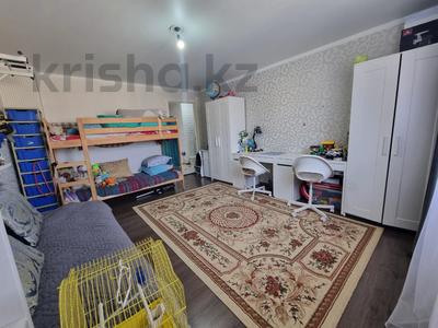 2-комнатная квартира · 50 м² · 13/14 этаж, Абикен Бектуров 7 за ~ 22 млн 〒 в Астане, Есильский р-н