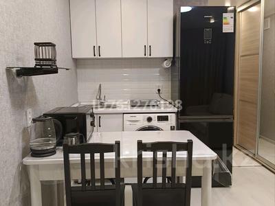 Аренда квартир в Алматы: 1-комнатная квартира · 21 м² · 1/4 этаж, мкр №10 — Жандосова-Правды за 200 000 〒 1-комнатная квартира · 21 м² · 1/4 этаж, мкр №10 — Жандосова-Правды за 200 000 〒 в Алматы, Ауэзовский р-н