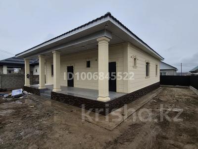 Отдельный дом · 6 комнат · 140 м² · 4 сот., Бесарыс — Кемертоган мтф новый мектеп и садик бар за 42 млн 〒