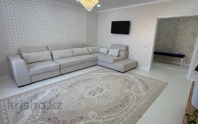 2-бөлмелі пәтер · 75 м² · 6/13 қабат, Ыкылас Дукенулы 31/5, бағасы: 35 млн ₸ в Астане, Сарыарка р-н — фото 2
