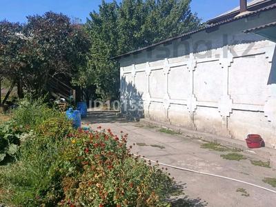Отдельный дом · 9 комнат · 250 м² · 20 сот., Төлеби 43 за 120 млн ₸ в 
