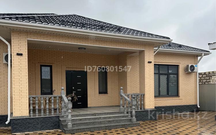 Отдельный дом · 7 комнат · 340 м² · 10 сот., мкр Лесхоз, Роза Багланова за 125 млн 〒 в Атырау — фото 2