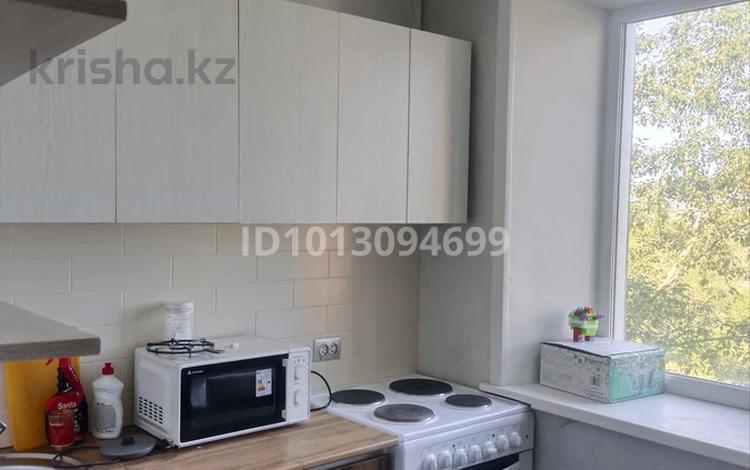 2-бөлмелі пәтер · 48 м² · 4/5 қабат, Ауэзова 54, бағасы: 9 млн ₸ в Аксу — фото 2