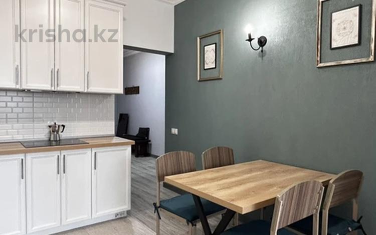 2-комнатная квартира, 70 м², 12/20 этаж помесячно, Гагарина 310