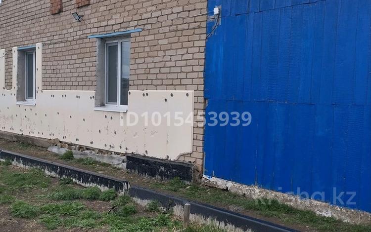 Жеке үй · 3 бөлме · 63 м² · 60 жүзд., Рыскулова 9 — Рядом с 15 магазин, бағасы: 5 млн ₸ в  — фото 2