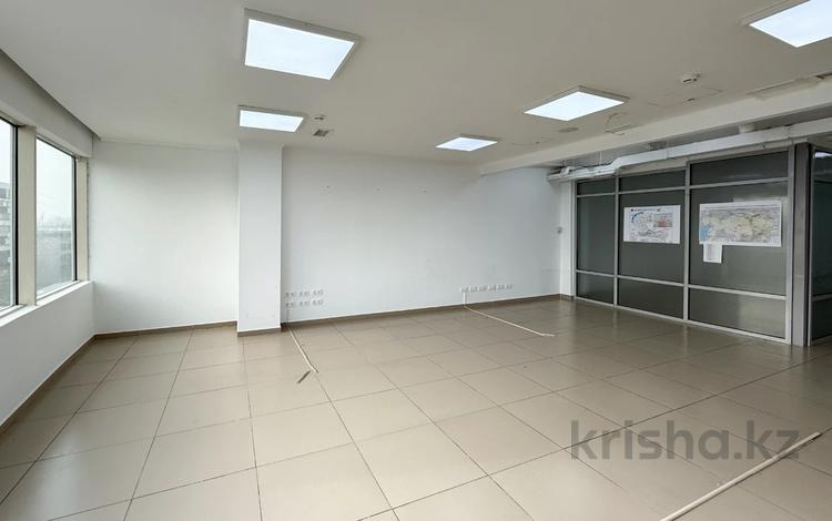 Офисы, кабинеты и рабочие места · 332.3 м² за ~ 4.3 млн ₸ в Алматы, Бостандыкский р-н — фото 24