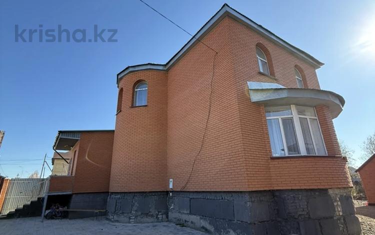 Отдельный дом · 5 комнат · 230.73 м² · 8.5 сот., мкр Кунгей за 80 млн ₸ в Караганде, Казыбек би р-н — фото 2