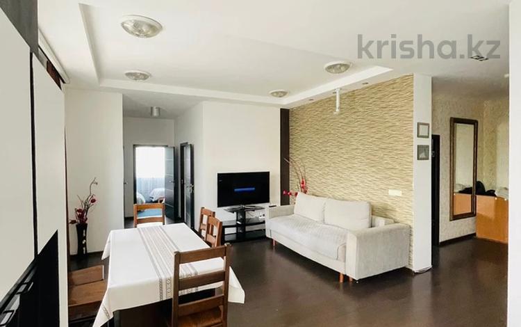 4-комнатная квартира · 130 м² · 13/14 этаж, Д. Кунаева 35 за 600 000 ₸ в Астане, Есильский р-н — фото 2