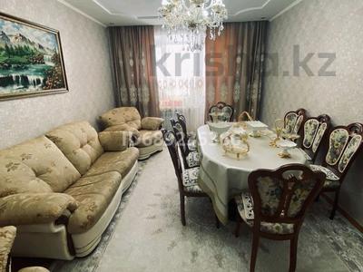 Продажа квартир в Улытау обл.: 4-комнатная квартира · 109 м² · 3/5 этаж, Есенберлина 27 — 3 и 7 школы за 47.5 млн 〒 4-комнатная квартира · 109 м² · 3/5 этаж, Есенберлина 27 — 3 и 7 школы за 47.5 млн 〒 в Жезказгане