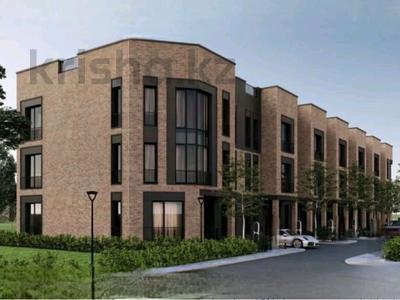 Часть дома · 8 комнат · 270 м² · 3 сот., 4А мкр бн за 65 млн 〒 в Актау