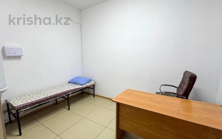 Офисы, салоны красоты, медцентры и аптеки, образование · 157 м² за 63 млн 〒 в Талдыкоргане, мкр Самал — фото 2