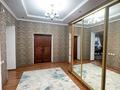 Жеке үй · 6 бөлме · 230 м² · 10 жүзд., София Макашова 18 — Мыркы Исаев, бағасы: 73 млн ₸ в  — фото 14