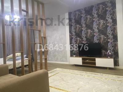 1-комнатная квартира · 57 м² · 1/4 этаж, Кайрат Жумагалиев 31 — Абиш Кекилбаева за 13 000 ₸ в Уральске