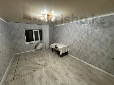 1-комнатная квартира · 35 м² · 6/6 этаж, ул. Жамбыла 211 за 110 000 〒 в Уральске, мкр Школьник