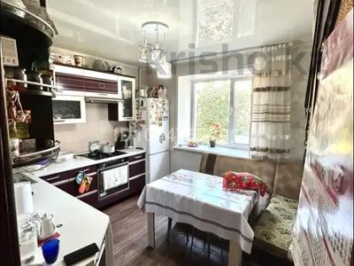 3-комнатная квартира · 65 м² · 1/3 этаж, Ухабова за ~ 25.5 млн 〒 в Петропавловске