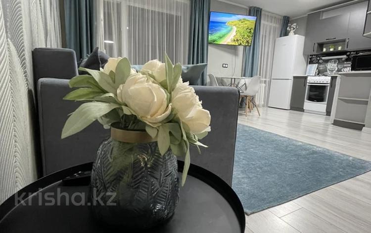 1-комнатная квартира · 38 м² · 5/9 этаж, Амре Кашаубаева 1 — проспект Назарбаева за 20 000 ₸ в Усть-Каменогорске, Ульбинский — фото 16