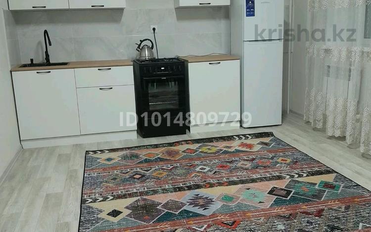 1-комнатная квартира · 47 м² · 4/9 этаж, мкр. Алтын орда 360 за 150 000 ₸ в Актобе — фото 2