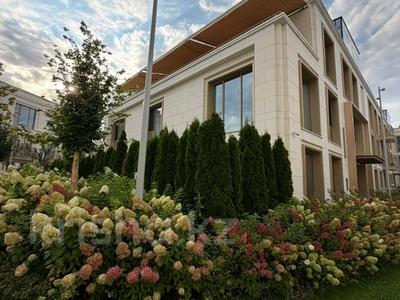 5-комнатная квартира · 358 м² · 1/3 этаж, Достык 300 за 600 млн ₸ в Алматы, Медеуский р-н