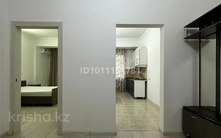 1-комнатная квартира · 42 м² · 2/2 этаж, мкр Нуртас, ул Шугыла 5 — ул Байтерекова за 130 000 ₸ в Шымкенте, Каратауский р-н — фото 2