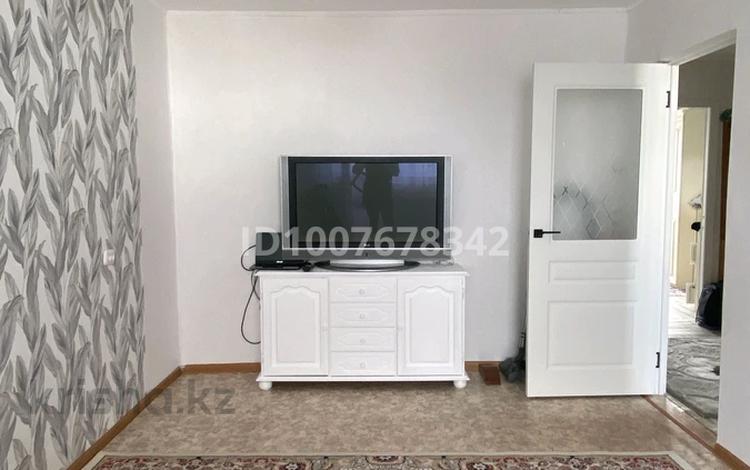 3-бөлмелі пәтер · 62 м² · 5/5 қабат, Независимости 27 — Магазин "Чемпион",СОК, бағасы: 12 млн ₸ в Сатпаев — фото 2