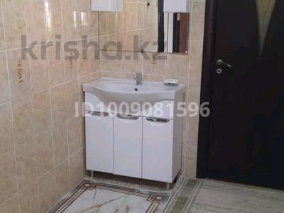 Отдельный дом · 5 комнат · 170 м² · 8 сот., Сарыбас акын 40 за 35 млн 〒 в Таразе
