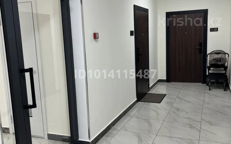 1-комнатная квартира · 49 м² · 11/12 этаж, мкр Акжайык, Сырым батыра 2 A за 250 000 ₸ в Шымкенте, Абайский р-н — фото 2