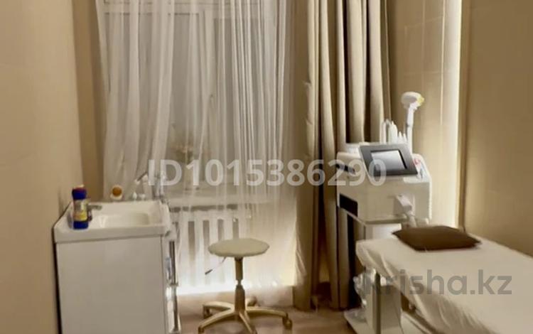Сұлулық салондары, студиялар · 11 м², бағасы: 80 000 ₸ в Алматы, Бостандыкский р-н — фото 2
