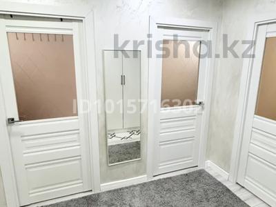 3-бөлмелі пәтер · 63 м² · 1/5 қабат, Абылхайыр хана 65 б — Пересечение Абылхайыр хана и Молдагулова, бағасы: 20.9 млн ₸ в Актобе