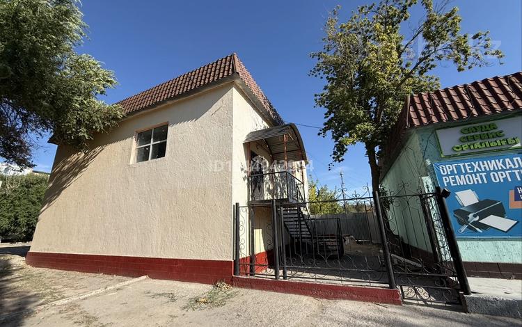Офисы, образование, кабинеты и рабочие места, студии · 150 м² за 400 000 ₸ в  — фото 2