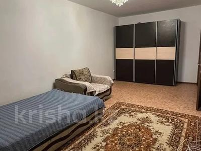 1-комнатная квартира, 45 м², 1/5 этаж помесячно, Болашак 28 за 90 000 〒 в Талдыкоргане