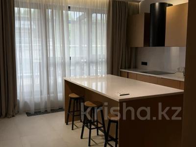 4-комнатная квартира · 235 м² · 4/4 этаж, Жамакаева за 480 млн ₸ в Алматы, Медеуский р-н