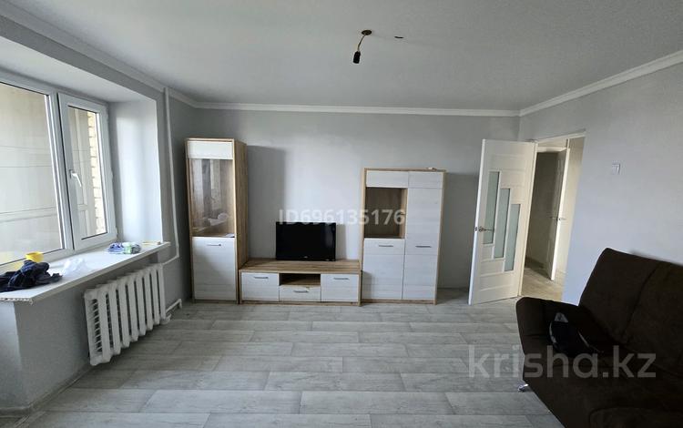 3-комнатная квартира, 55 м², 9/9 этаж помесячно, мкр 5 — Абулхаирхана проспект Абая 8 за 200 000 〒 в Актобе, мкр 5 — фото 14