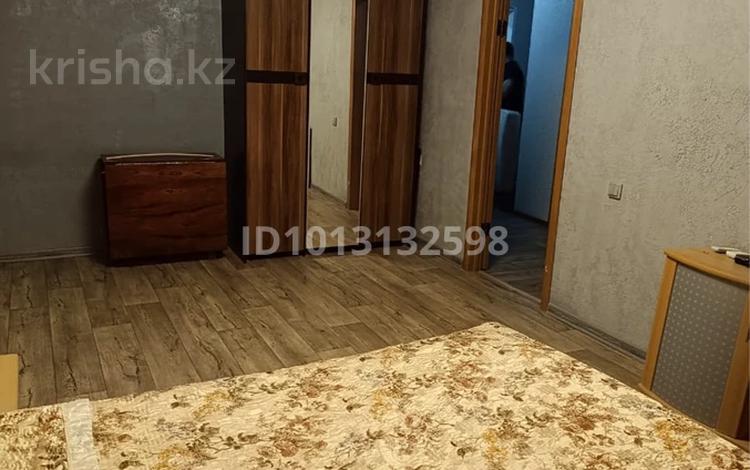 1-комнатная квартира · 43 м² · 1/3 этаж, Микрорайон Нурай 1 за 165 000 ₸ в Костанае — фото 2