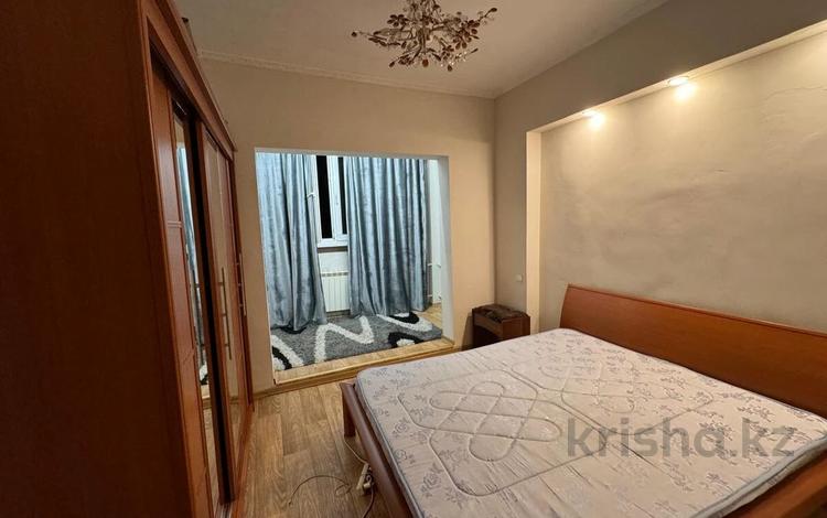 4-комнатная квартира · 94 м² · 9/9 этаж, мкр Аксай-1 12 за 45 млн ₸ в Алматы, Ауэзовский р-н — фото 8