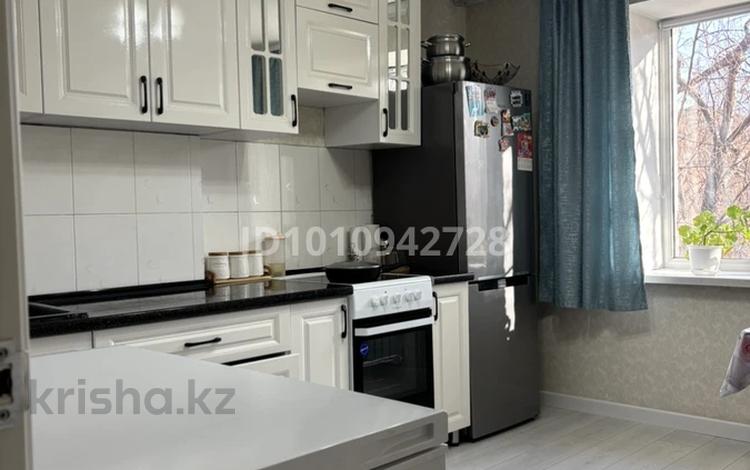 2-бөлмелі пәтер · 65 м² · 2/5 қабат, Сатпаева 29/1, бағасы: 32 млн ₸ в Усть-Каменогорске, Ульбинский — фото 2