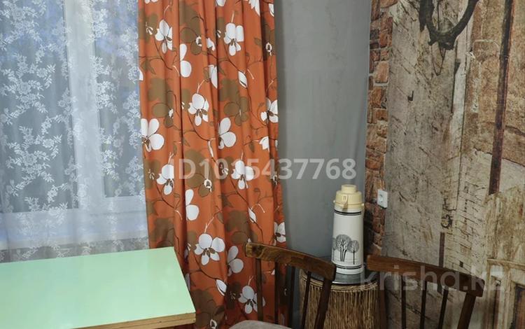 2-бөлмелі пәтер · 50 м² · 3/9 қабат, Академика Чокина 25 — Сош 22, бағасы: 27 млн ₸ в Павлодаре — фото 2