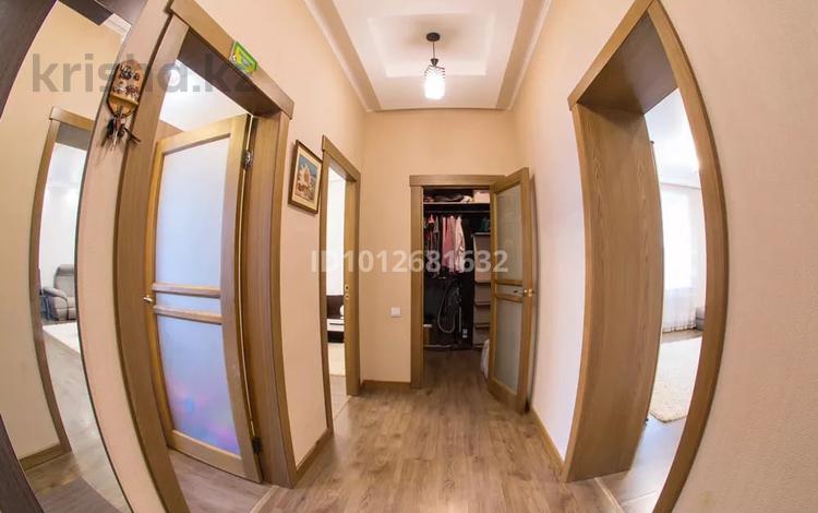 3-бөлмелі пәтер · 80 м² · 2/4 қабат, Павлова 60/1, бағасы: 300 000 ₸ в Костанае — фото 2