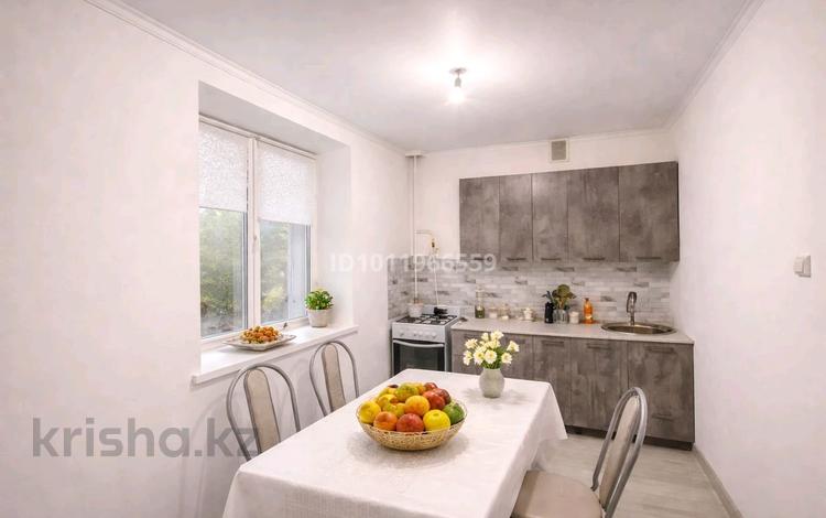1-комнатная квартира · 45 м² · 3/5 этаж, ул. Мурата Монкеулы 108/2 за 15 млн ₸ в Уральске, мкр Школьник — фото 2